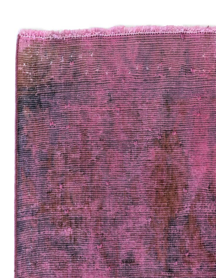 Detail image of 6' 11 x 10' 8 Vintage Royal Wool Rug