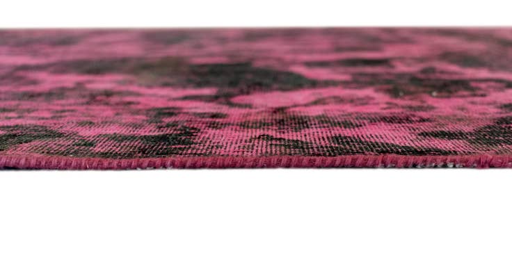 Detail image of 6' 2 x 9' 2 Vintage Royal Wool Rug