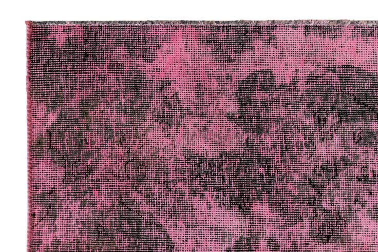 Detail image of 6' 2 x 9' 2 Vintage Royal Wool Rug