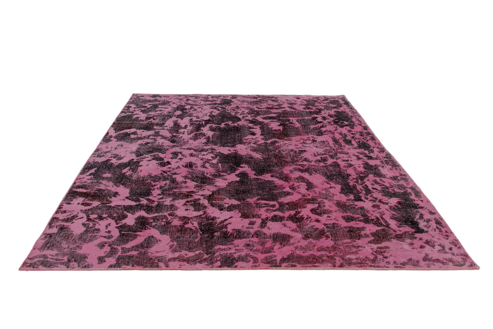 7' 1 x 9' 2 Vintage Royal Wool Rug