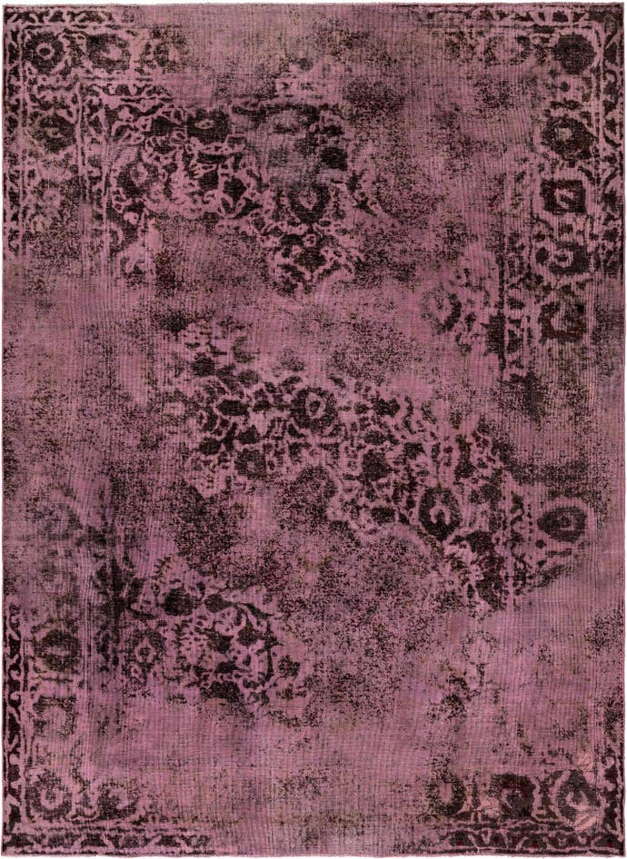 Detail image of 6' 4 x 9' Vintage Royal Wool Rug