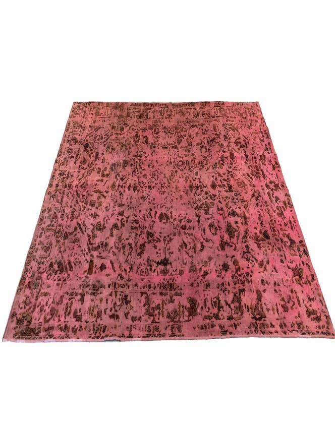 Detail image of 5' 7 x 9' 8 Vintage Royal Wool Rug