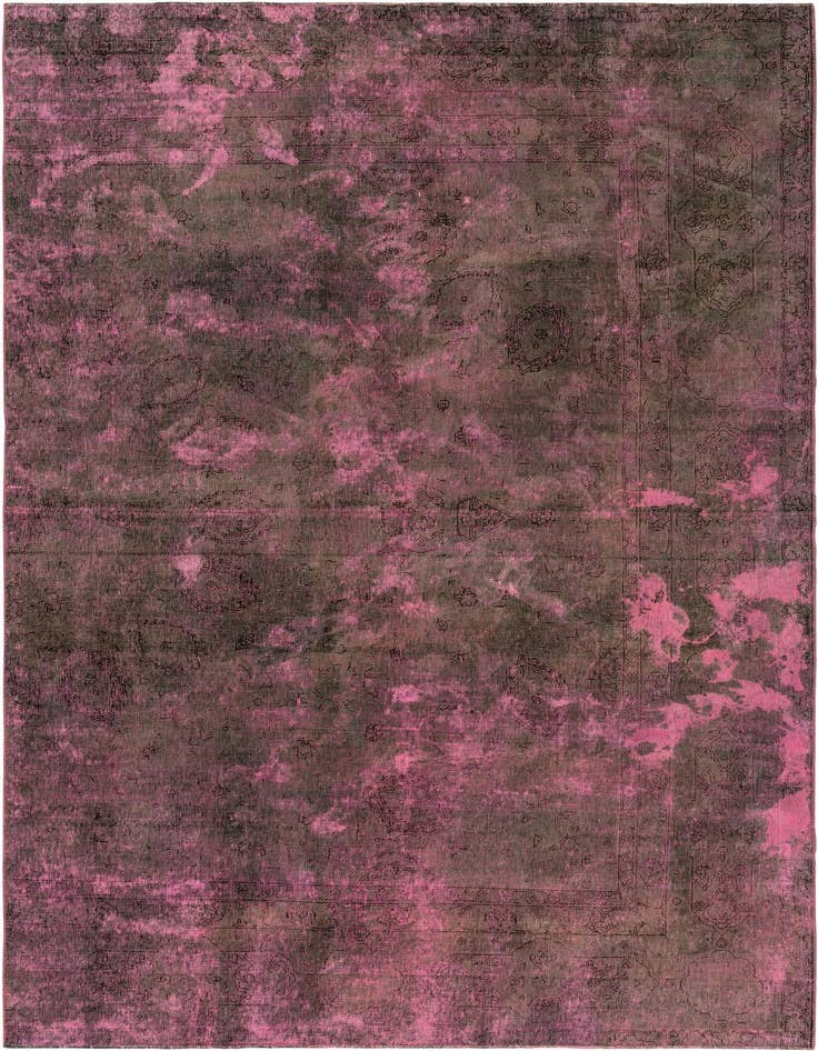 Detail image of 6' 4 x 9' 5 Vintage Royal Wool Rug