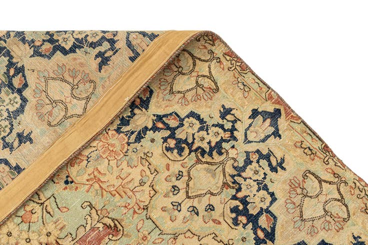 Detail image of 9' 8 x 13' 5 Vintage Royal Rug