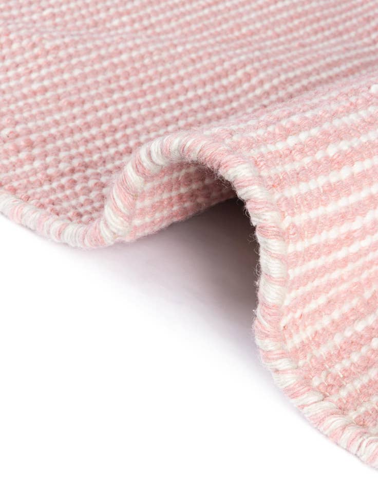 Detail image of 2' 2 x 3' 1  Washable Jill Zarin Palm Springs Indoor / Outdoor Rug