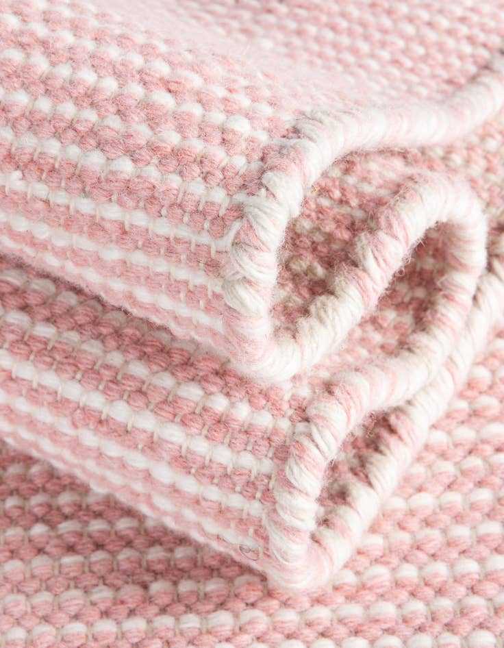 Detail image of 2' x 6' 1 Easy-Clean Jill Zarin Palm Springs Indoor / Outdoor Runner Rug