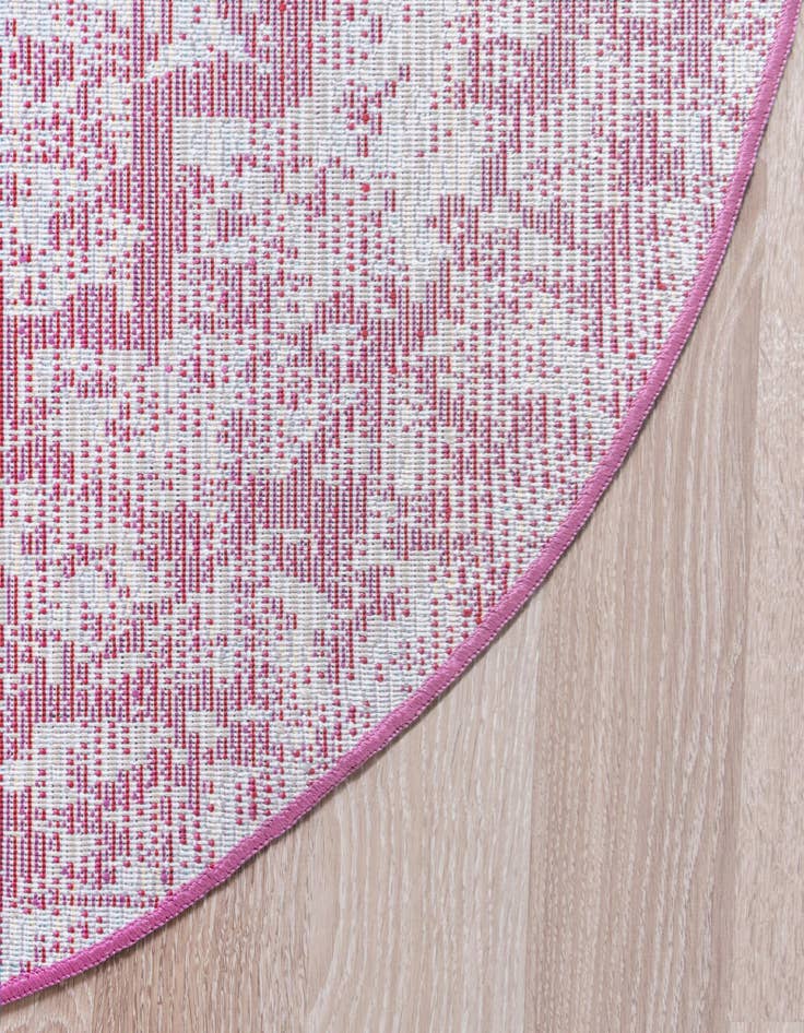 Detail image of 4' x 4' Amulet Round Rug