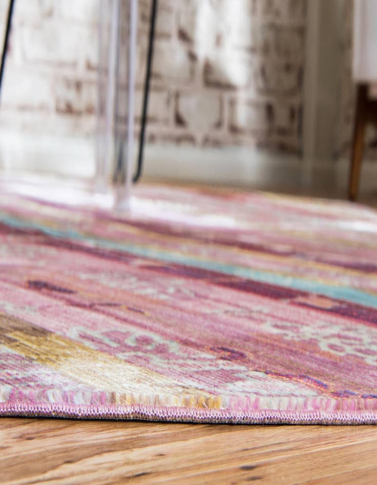 Detail image of 6' x 6' Aqua Round Rug