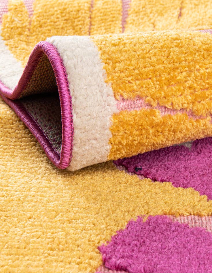 Detail image of 5' 3 x 5' 3 Easy-Clean Aruba Indoor / Outdoor Round Rug