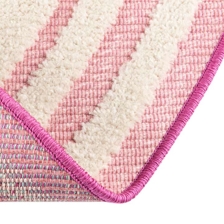 5' 3 x 5' 3 Easy-Clean Aruba Indoor / Outdoor Round Rug