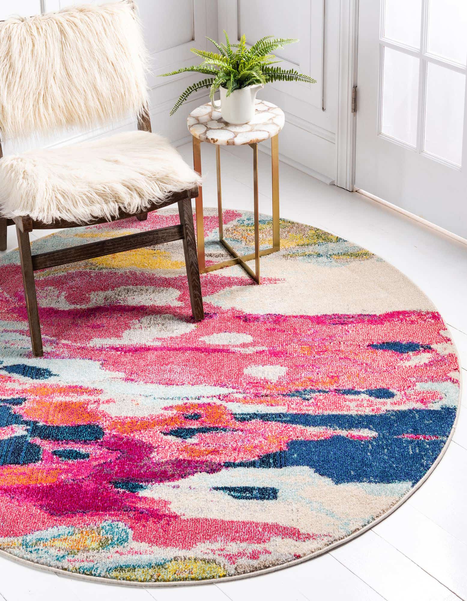 Detail image of 4' x 4' Casablanca Round Rug