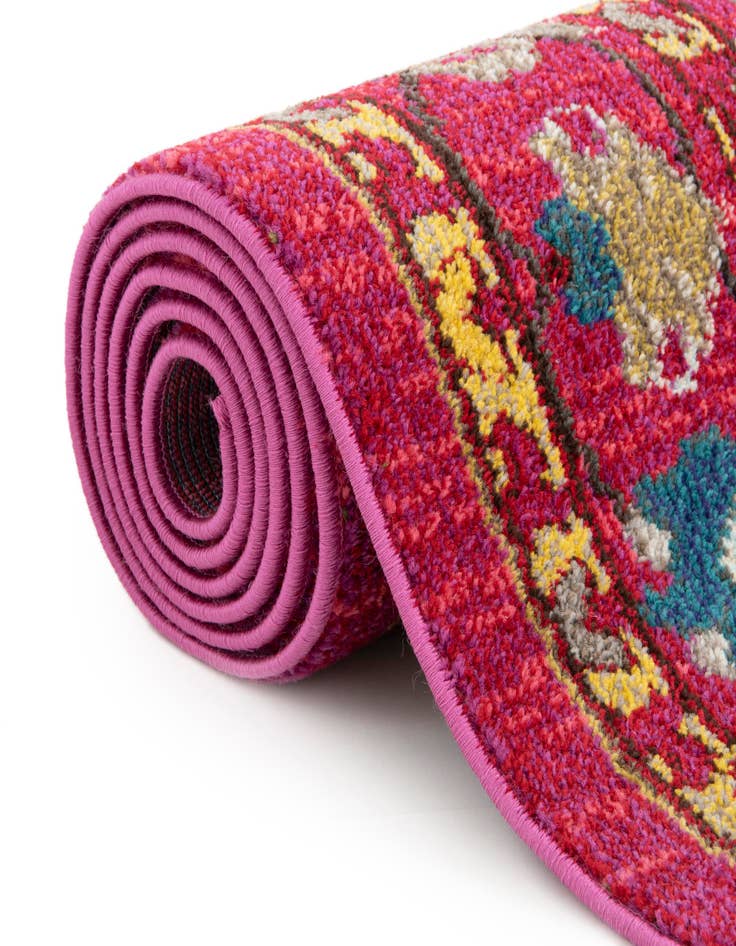 Detail image of 8' x 8' Washable Fleur Round Rug