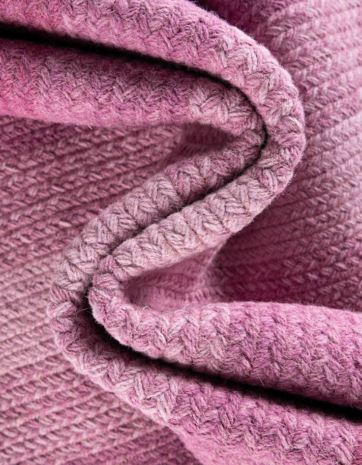 Detail image of 5' 1 x 5' 1  Hand Hand Braided Wool Round Rug