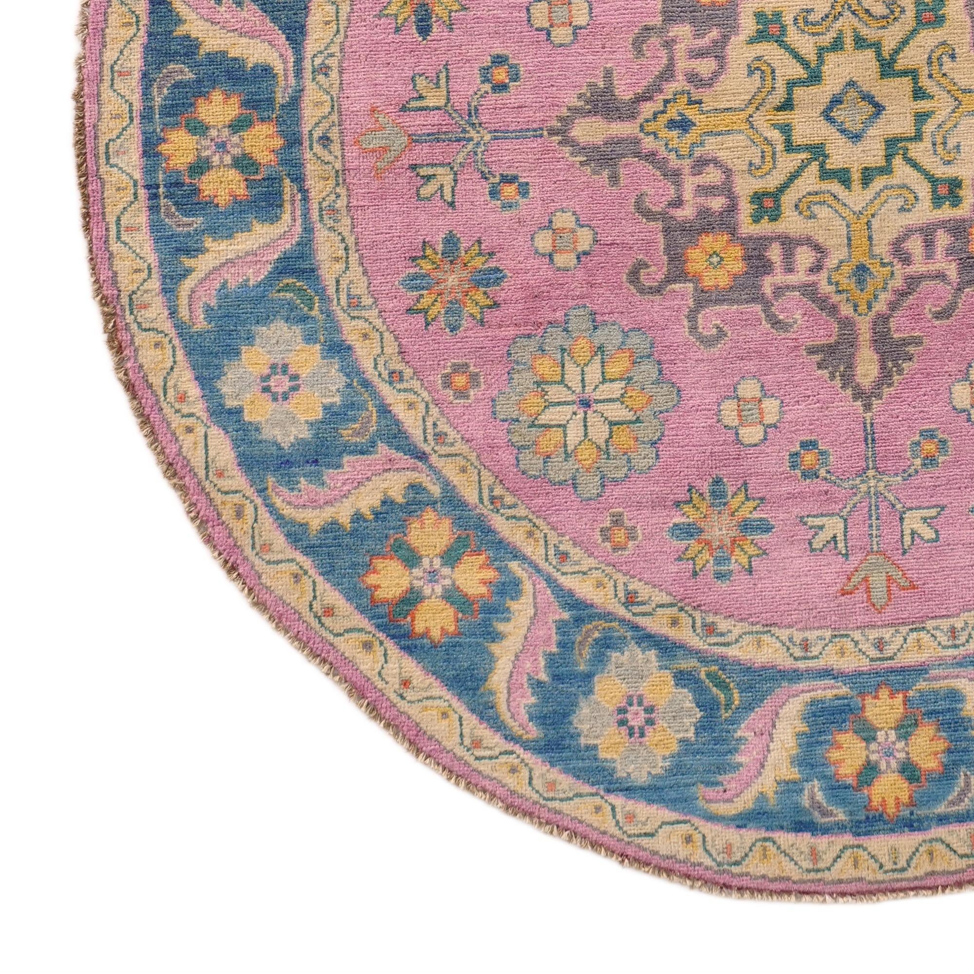 4' 10 x 5' Hand Knotted Kazak Round Rug