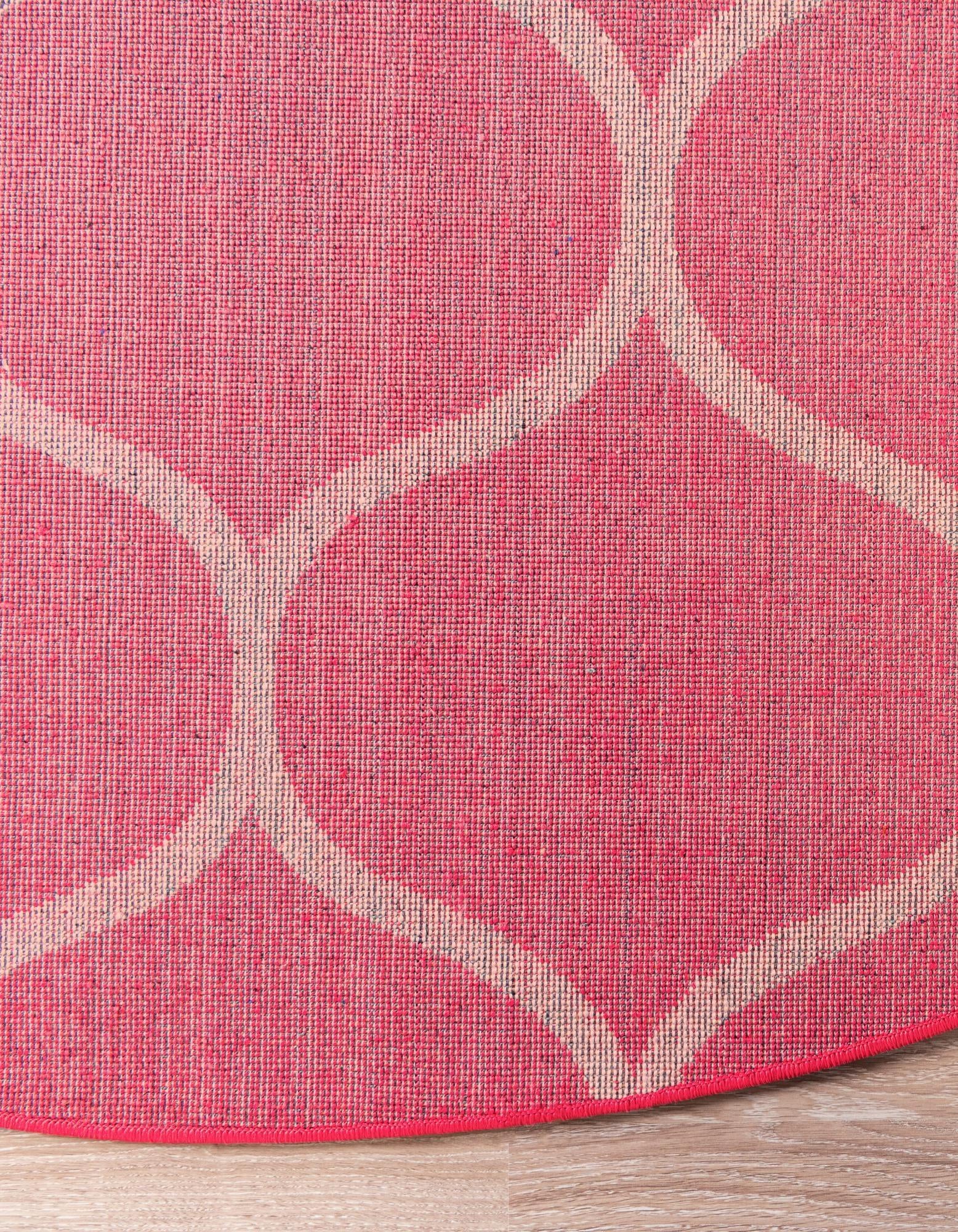 4' x 4' Lattice Frieze Round Rug