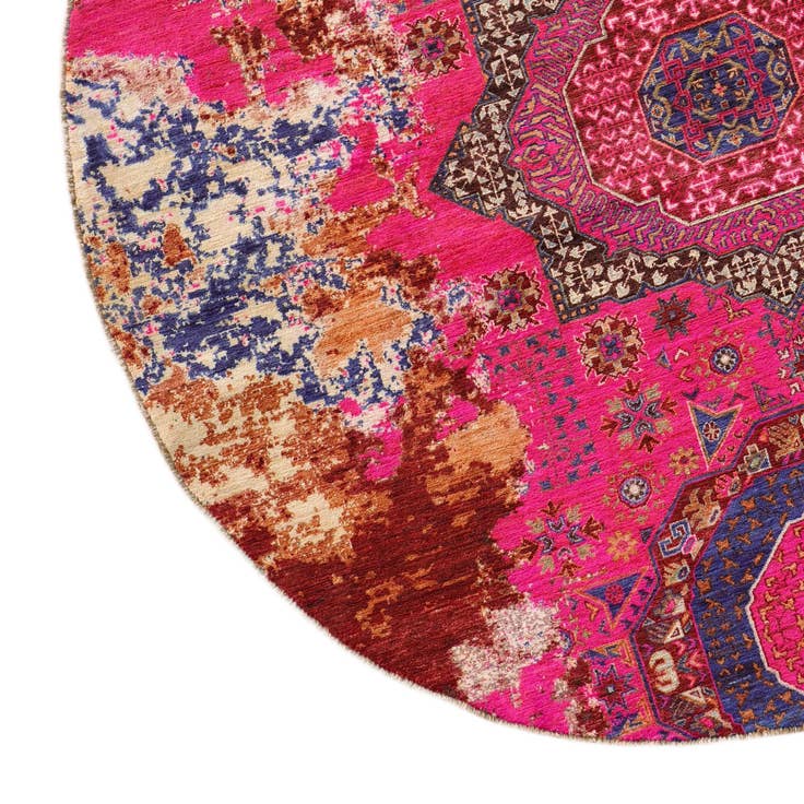 Detail image of 7' 1 x 7' 1 Hand Knotted Mamluk Ziegler Round Rug