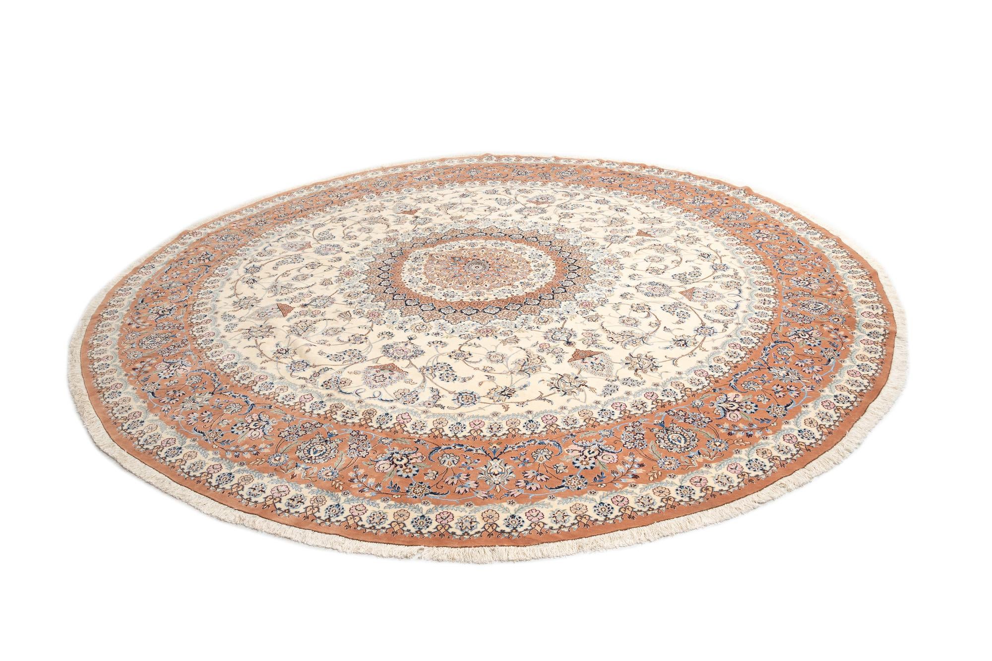 13' 9 x 13' 9 Nain Wool Round Rug