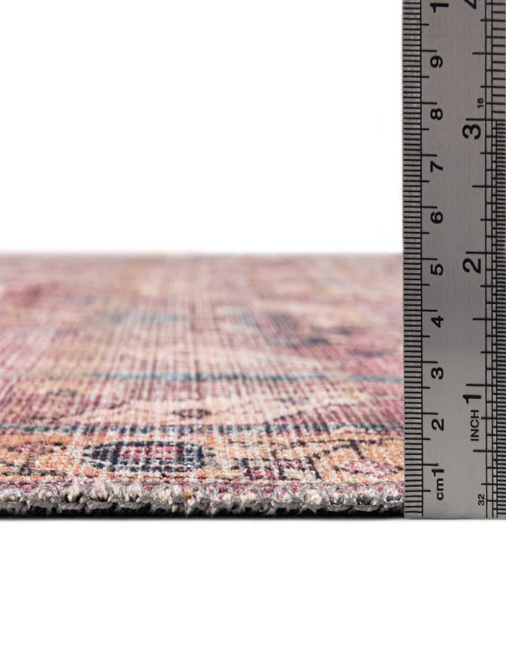 Detail image of 3' 3 x 3' 3 Washable Nostalgia Round Rug