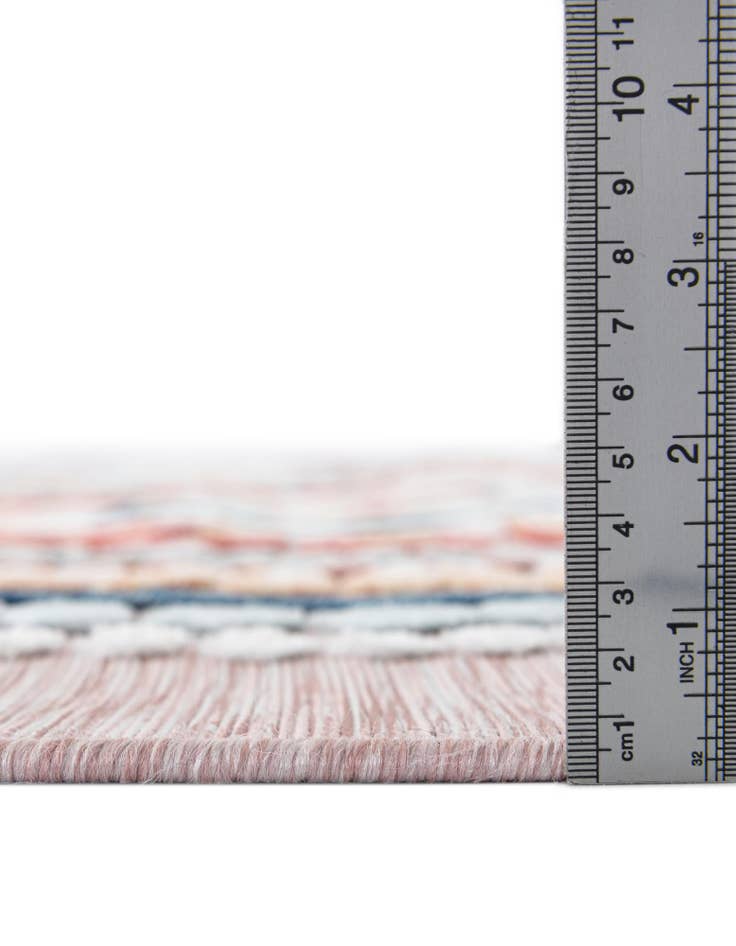 Detail image of 4' 5 x 4' 5 Easy-Clean Botanical Indoor / Outdoor Round Rug