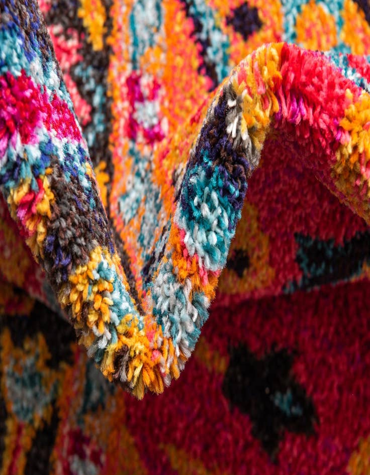 Detail image of 8' x 8'  Washable Palazzo Round Rug