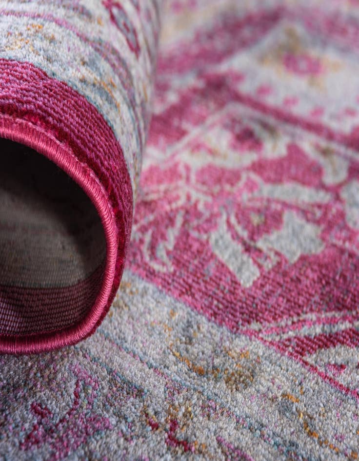 Detail image of 8' x 8' Santiago Round Rug