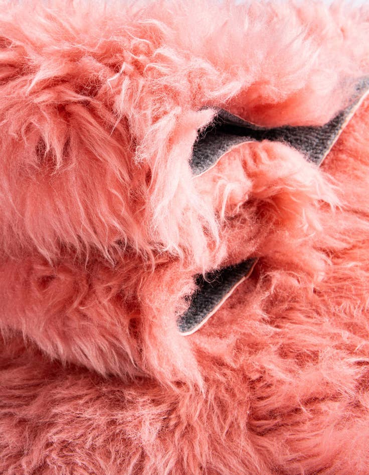 Detail image of 2' x 2' Sheepskin Round Rug