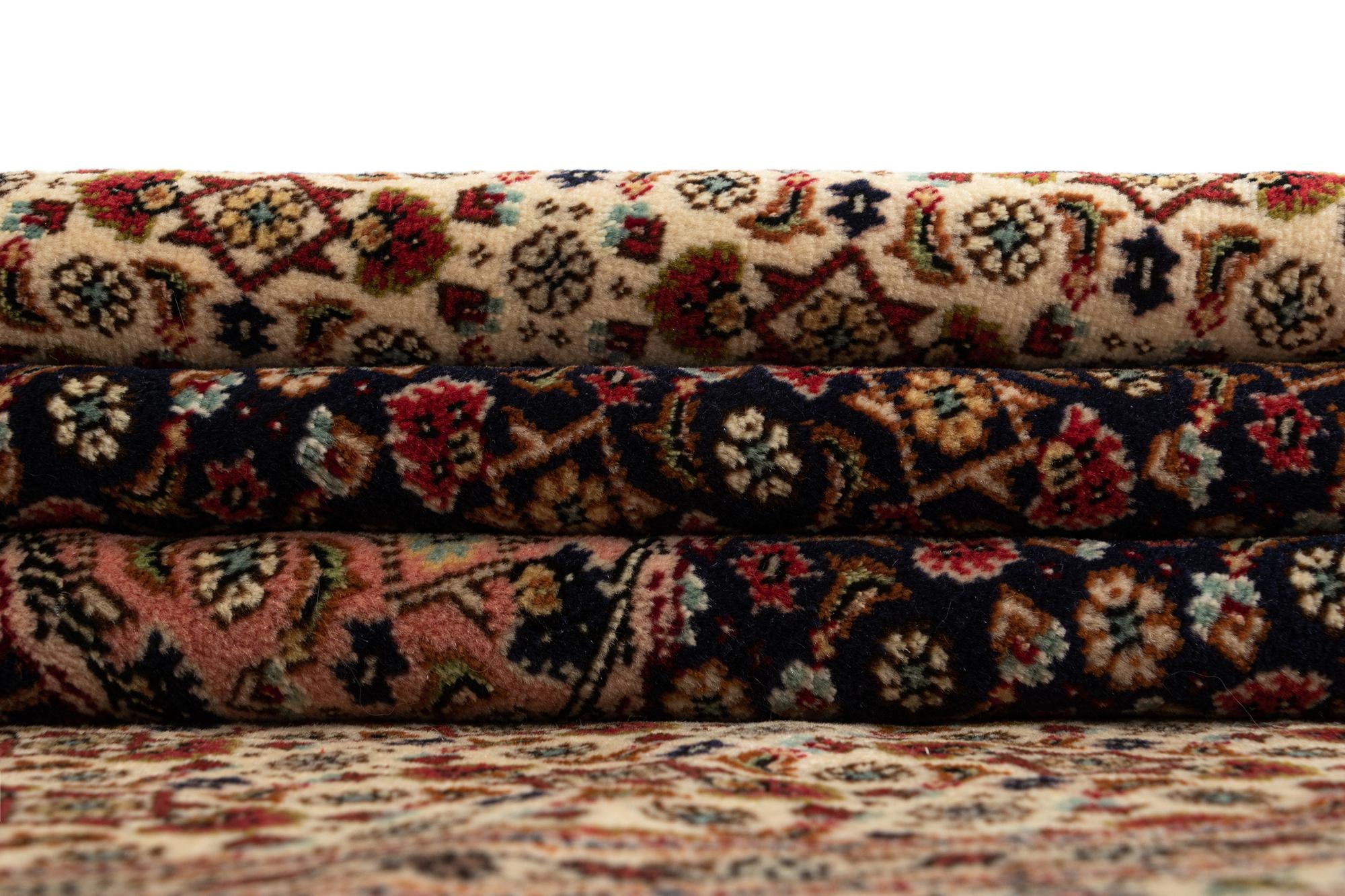 8' 2 x 8' 2 Tabriz Round Rug