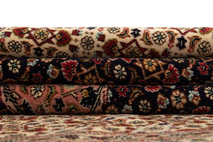 8' 2 x 8' 2 Tabriz Round Rug