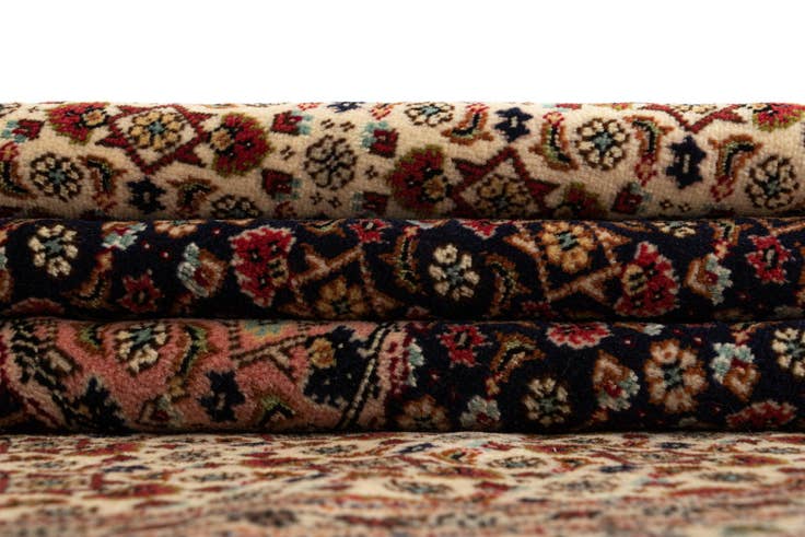 Detail image of 8' 2 x 8' 2 Tabriz Round Rug