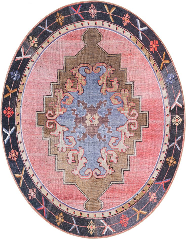 Detail image of 7' 7 x 7' 7 Washable Timeless Round Rug