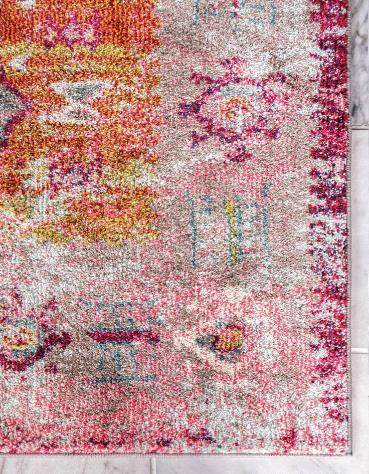 Detail image of 2' 7 x 10'  Washable Alta Runner Rug