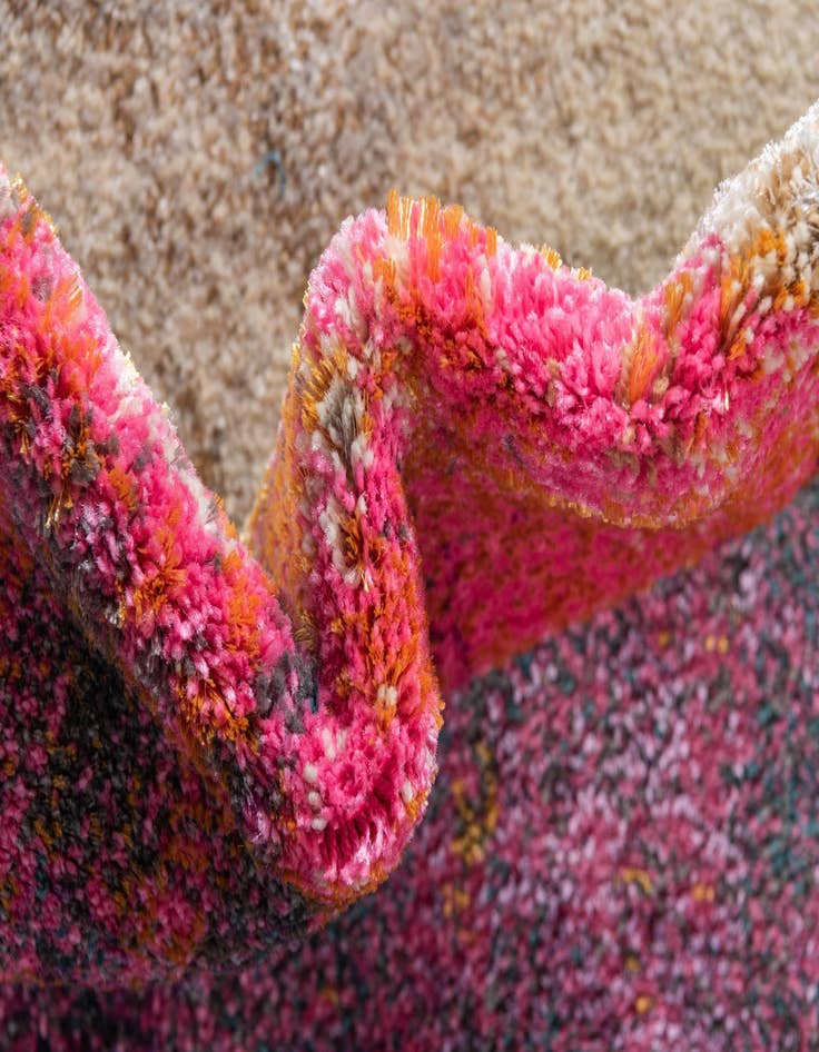 Detail image of 2' 7 x 10' Aria Runner Rug