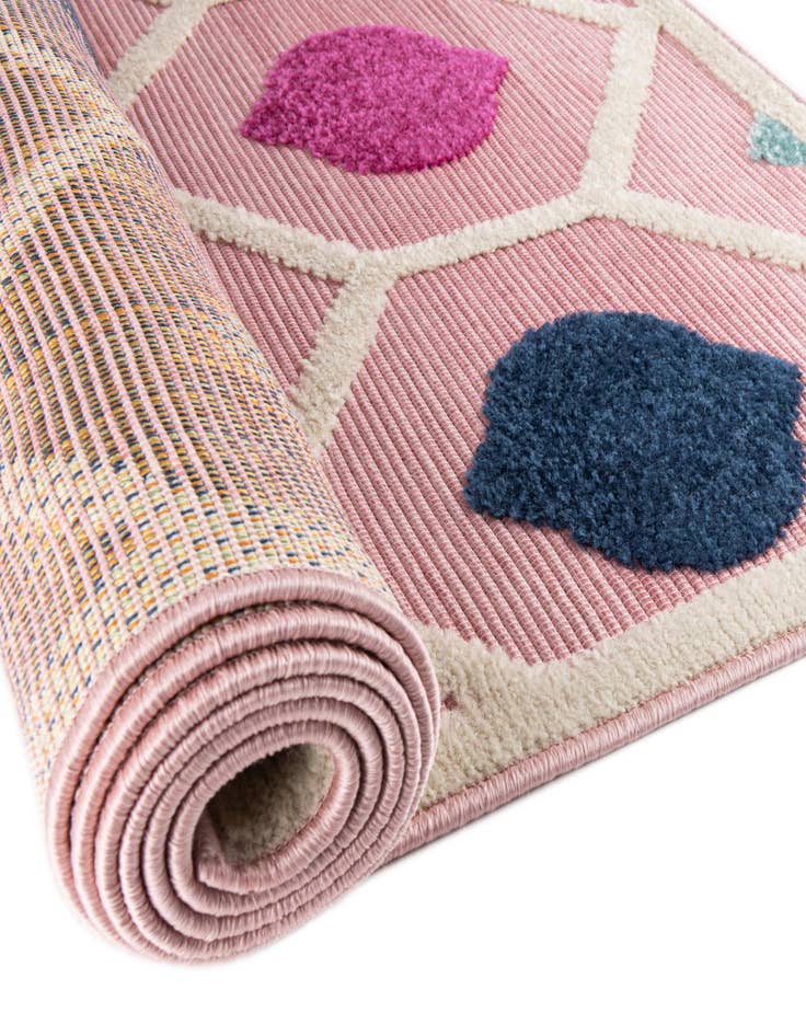 Detail image of 2' x 8' Easy-Clean Aruba Indoor / Outdoor Runner Rug