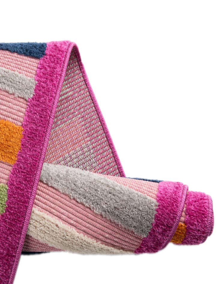 Detail image of 2' x 6' Easy-Clean Aruba Indoor / Outdoor Runner Rug