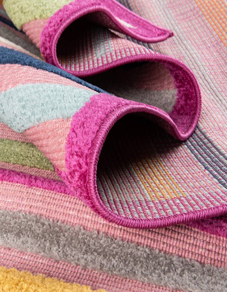 Detail image of 2' x 6' Easy-Clean Aruba Indoor / Outdoor Runner Rug
