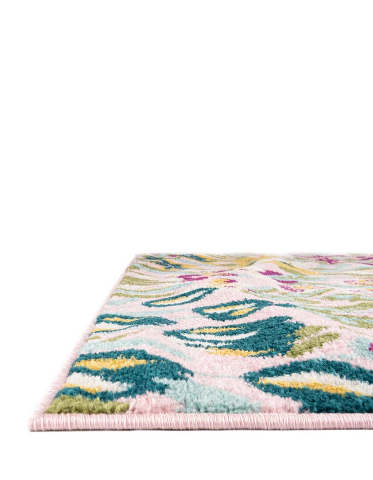 Detail image of 2' x 8' Bloom Runner Rug