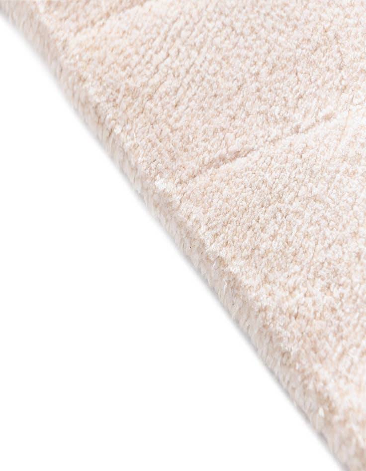 Detail image of 2' 9 x 9' 7 Darya Runner Rug