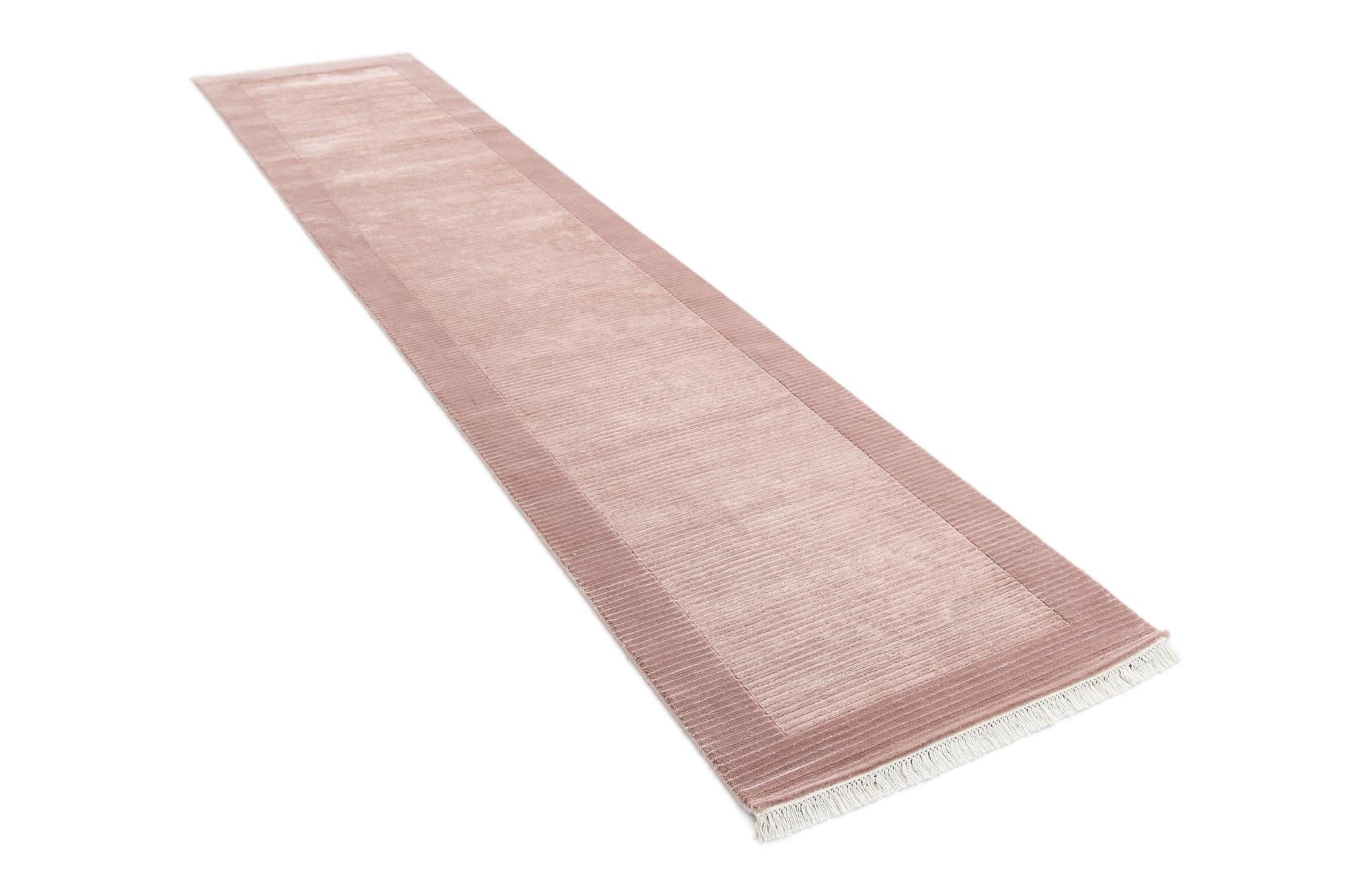 2' 8 x 13' Darya Runner Rug
