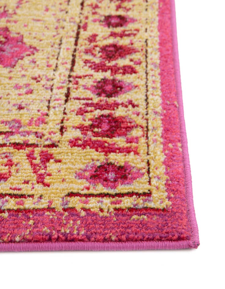 Detail image of 2' 7 x 10' Washable Fleur Runner Rug