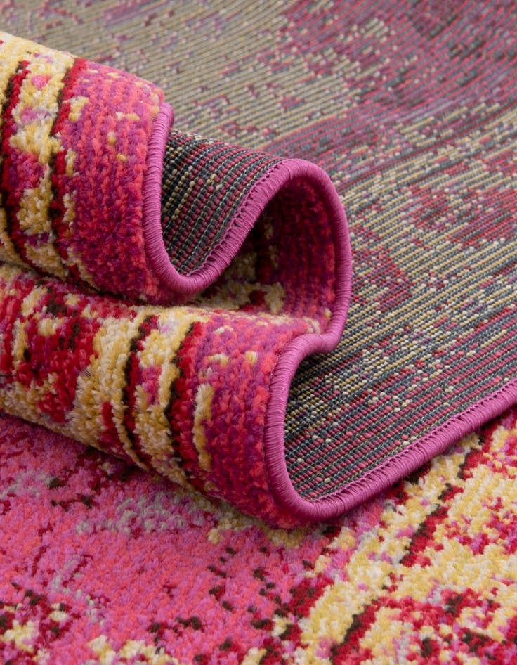 Detail image of 2' 7 x 10' Washable Fleur Runner Rug