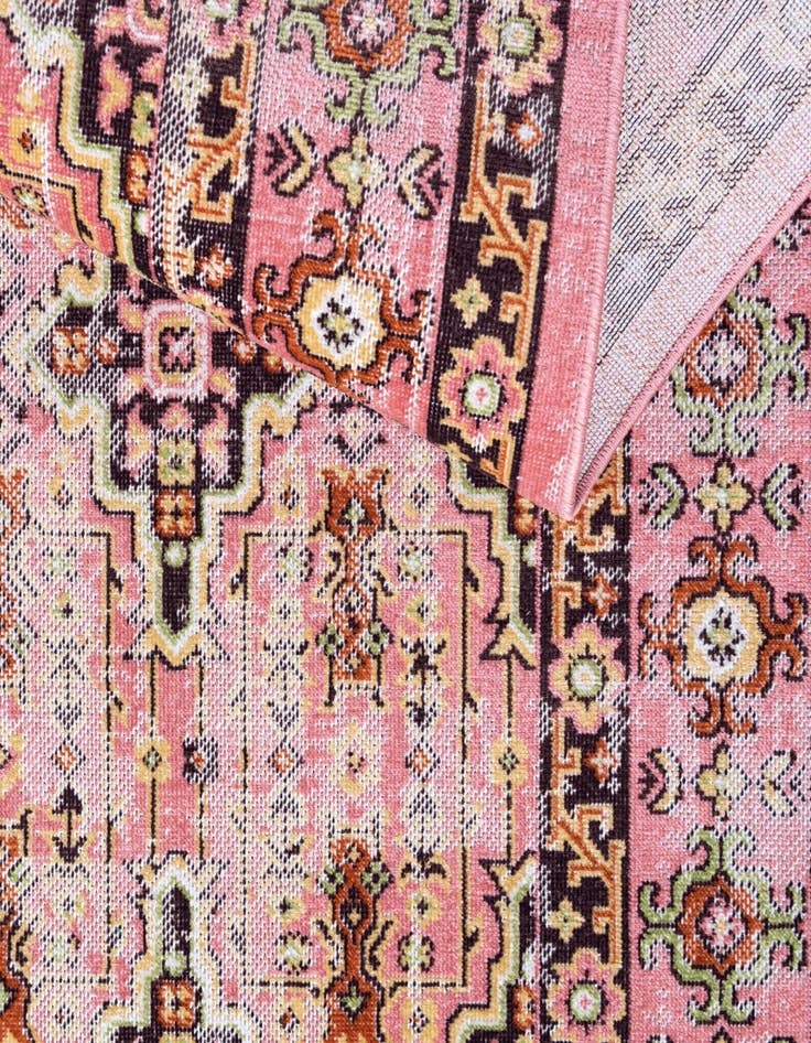 Detail image of 2' 7 x 10' Lucerne Runner Rug