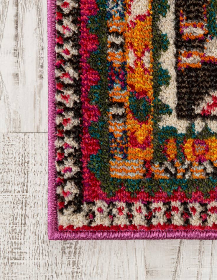 Detail image of 2' 2 x 6' 9 Washable Mesa Runner Rug