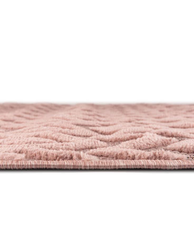 Detail image of 2' x 8' Easy-Clean Trellis Textured Indoor / Outdoor Runner Rug