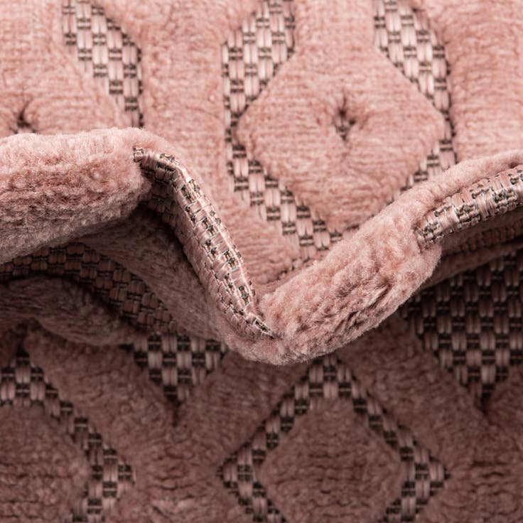 Detail image of 2' x 6' Easy-Clean Trellis Textured Indoor / Outdoor Runner Rug