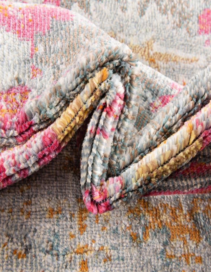 Detail image of 2' 2 x 6' Paragon Runner Rug