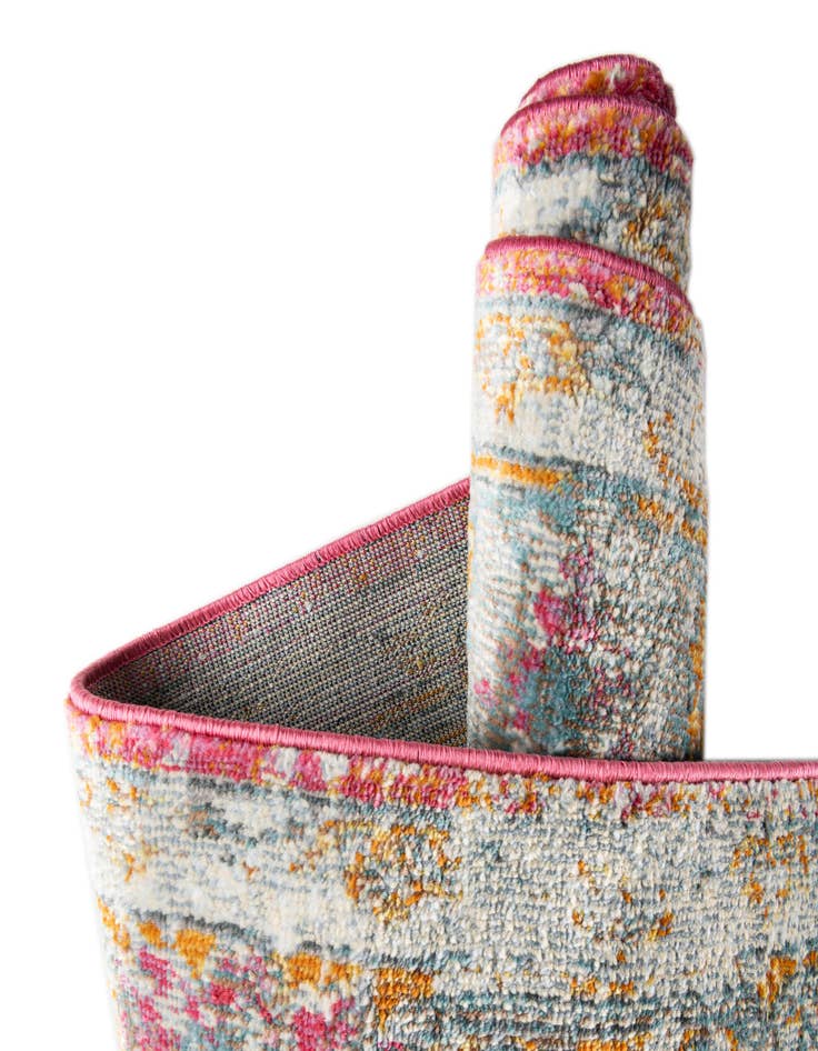 Detail image of 2' 2 x 6' Paragon Runner Rug