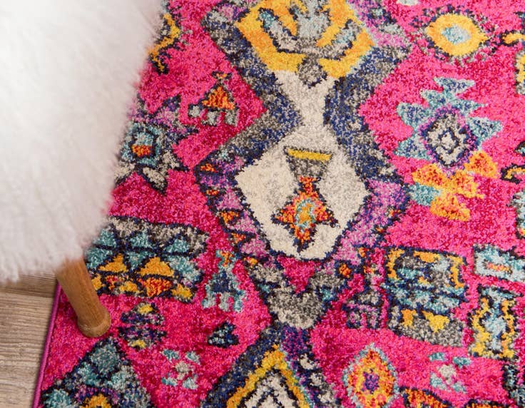 Detail image of 2' 7 x 10' Washable Santa Fe Runner Rug