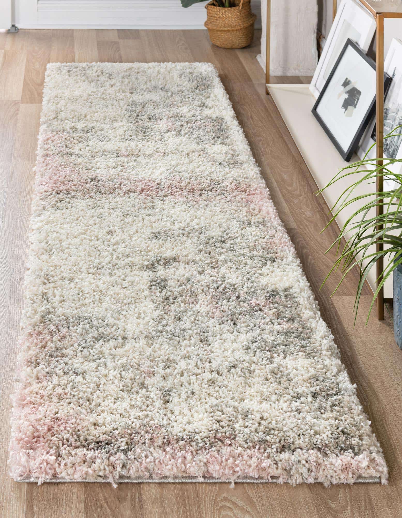 Detail image of 80cm x 305cm Soft Touch Shag Runner Rug