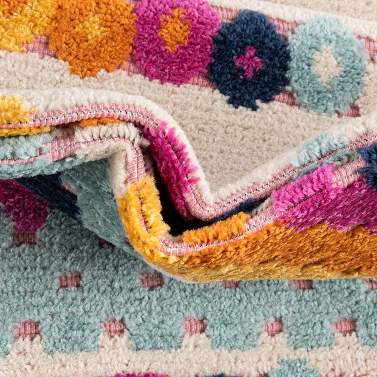 Detail image of 5' 3 x 5' 3 Easy-Clean Aruba Indoor / Outdoor Square Rug