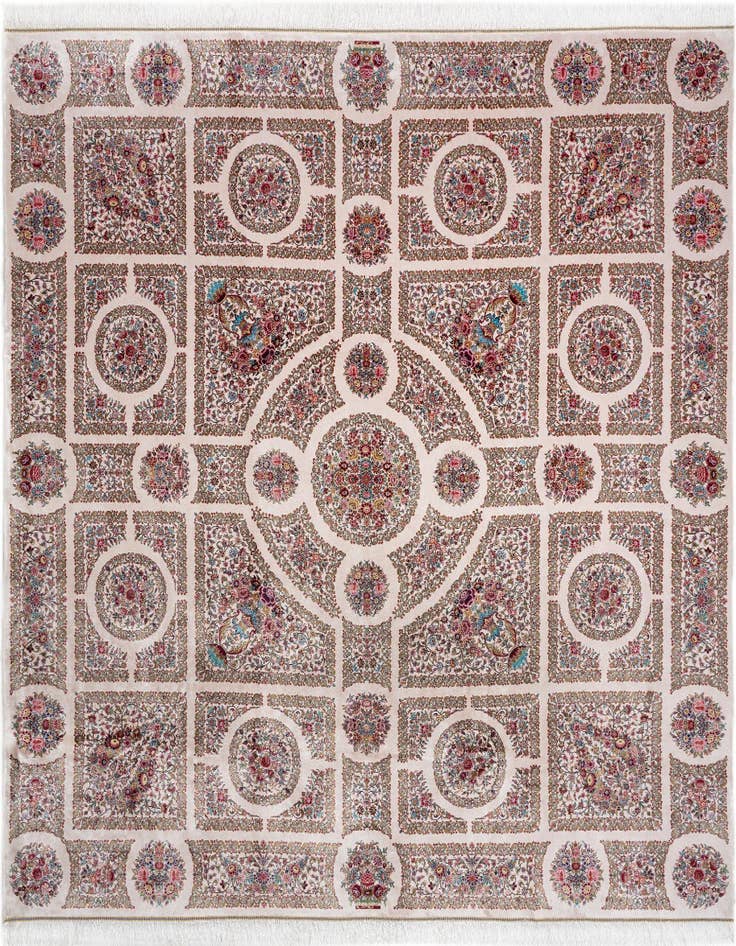 Detail image of 8' 2 x 8' 2 Ghom Design Square Rug